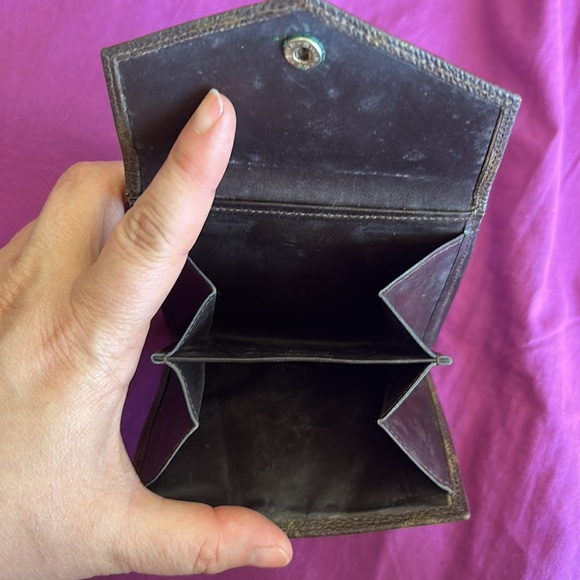 LV Monogram Mens Wallet - Picture 8 of 9